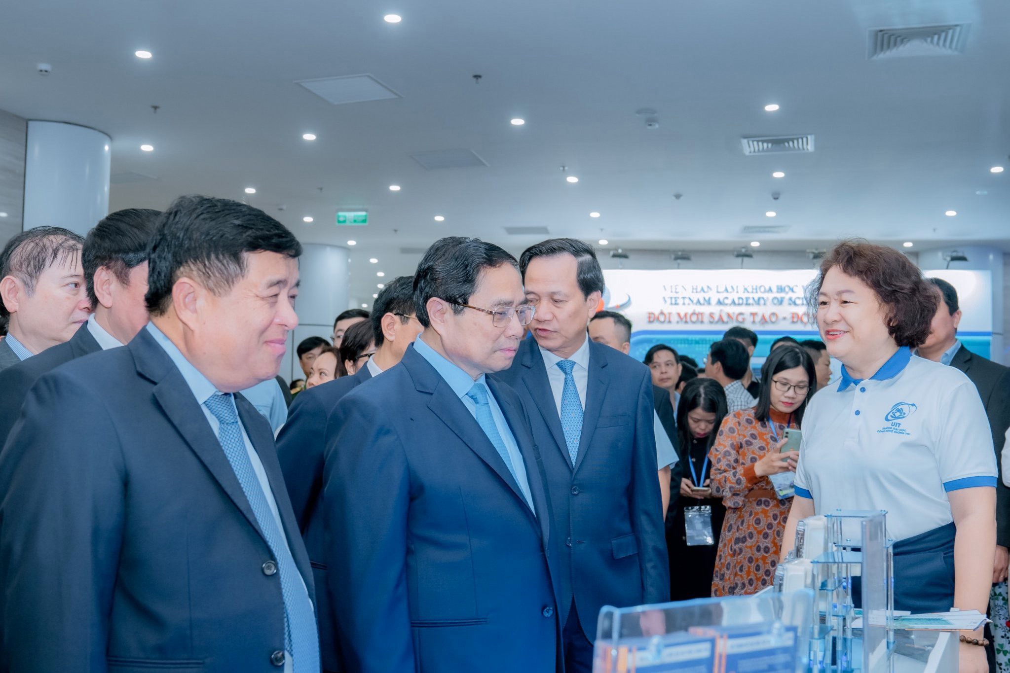 TRUNG TÂM AN NINH MẠNG (CNSC) VÀ PHÒNG THÍ NGHIỆM AN TOÀN THÔNG TIN (INSECLAB) THAM GIA TRIỂN LÃM ĐỔI MỚI SÁNG TẠO VIỆT NAM 2023 (VIIE 2023)